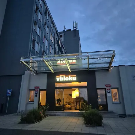 Vbloku 아파트 *